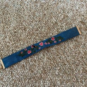 Denim choker
